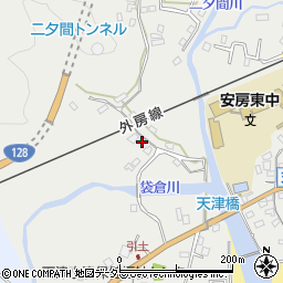 千葉県鴨川市天津247-2周辺の地図