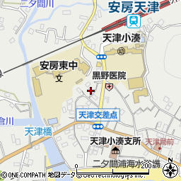 千葉県鴨川市天津1430周辺の地図