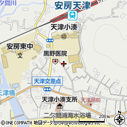 千葉県鴨川市天津1143-1周辺の地図