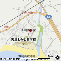 千葉県鴨川市天津2015周辺の地図
