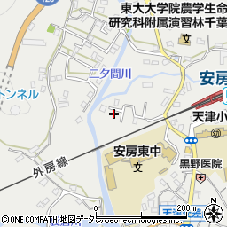 千葉県鴨川市天津1038周辺の地図