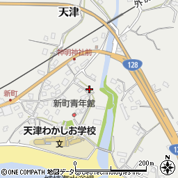 千葉県鴨川市天津2003周辺の地図