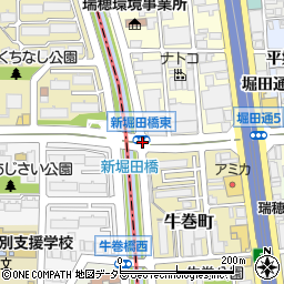 新堀田橋東周辺の地図