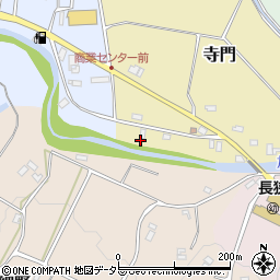 千葉県鴨川市寺門138周辺の地図