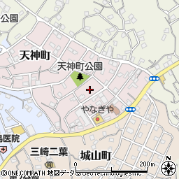 神奈川県三浦市天神町8周辺の地図