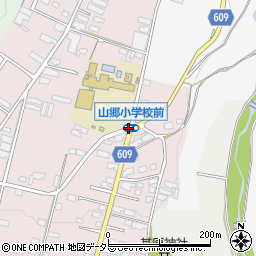山郷小学校前周辺の地図