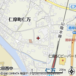 島根県大田市仁摩町仁万上本840周辺の地図