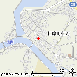 島根県大田市仁摩町仁万上本1499周辺の地図