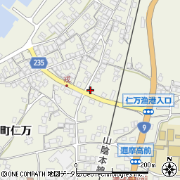 島根県大田市仁摩町仁万明神1427-2周辺の地図