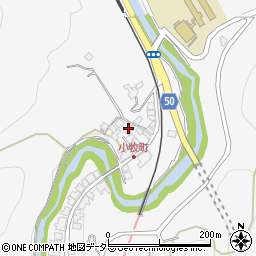 京都府南丹市日吉町殿田西小牧16周辺の地図