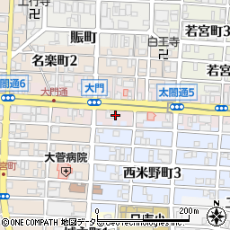 長谷川時計舗周辺の地図