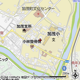岡山県津山市加茂町塔中100周辺の地図