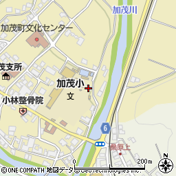 岡山県津山市加茂町塔中82周辺の地図