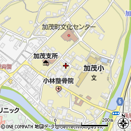 岡山県津山市加茂町塔中102周辺の地図