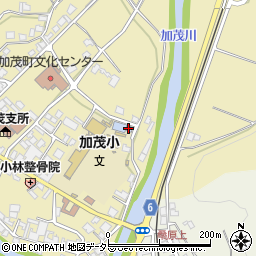岡山県津山市加茂町塔中68周辺の地図