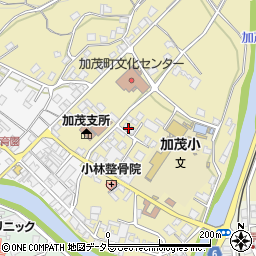 岡山県津山市加茂町塔中98周辺の地図