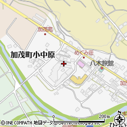 岡山県津山市加茂町小中原122周辺の地図