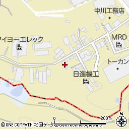 愛知県瀬戸市山の田町77周辺の地図