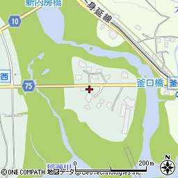 静岡県富士宮市内房3301周辺の地図