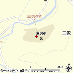 奥出雲町立三沢小学校周辺の地図