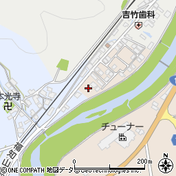 兵庫県丹波市市島町梶原986周辺の地図