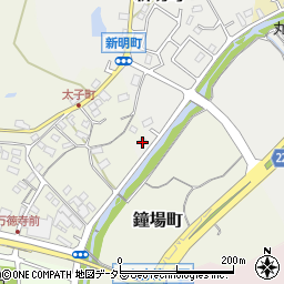 愛知県瀬戸市新明町1-1周辺の地図