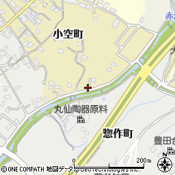 愛知県瀬戸市小空町8周辺の地図