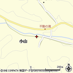 京都府船井郡京丹波町三ノ宮小山周辺の地図