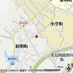 愛知県瀬戸市新明町71-2周辺の地図