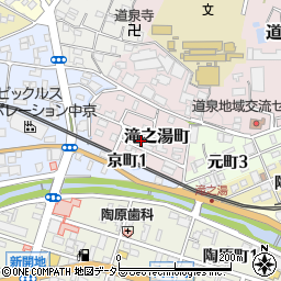 ヤマク板倉商店周辺の地図