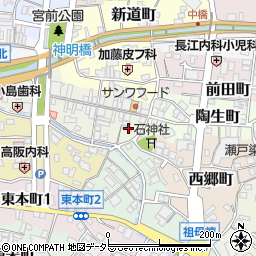 愛知県瀬戸市末広町3丁目28周辺の地図