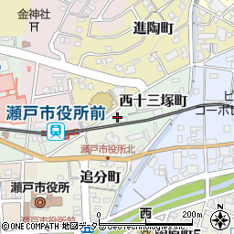 愛知県瀬戸市西十三塚町55周辺の地図