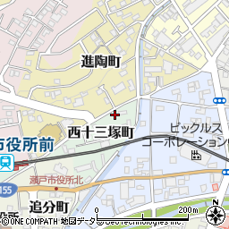 愛知県瀬戸市西十三塚町19-2周辺の地図