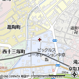 愛知県瀬戸市東十三塚町92周辺の地図