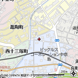 愛知県瀬戸市東十三塚町94-2周辺の地図