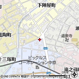愛知県瀬戸市東十三塚町58周辺の地図