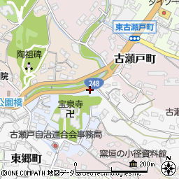 愛知県瀬戸市寺本町49周辺の地図