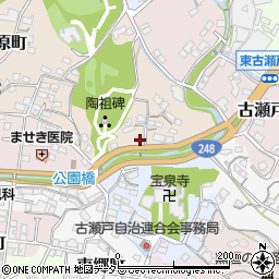 愛知県瀬戸市藤四郎町6周辺の地図
