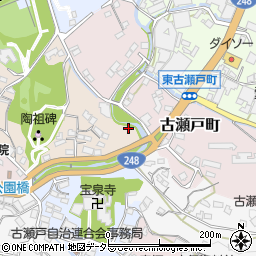 愛知県瀬戸市藤四郎町25周辺の地図