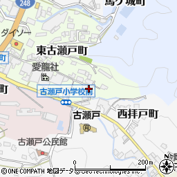 愛知県瀬戸市東古瀬戸町71-8周辺の地図