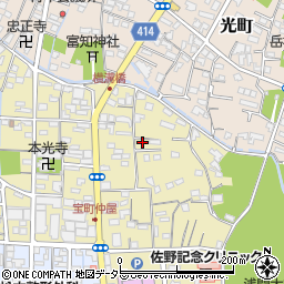 静岡県富士宮市宝町4-7周辺の地図