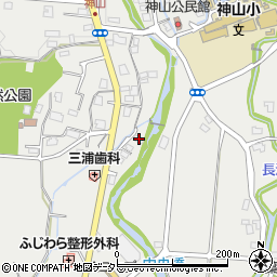 静岡県御殿場市神山837-20周辺の地図