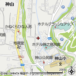 静岡県御殿場市神山757周辺の地図