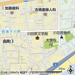小田原市役所　小田原文学館周辺の地図