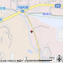 愛知県瀬戸市穴田町111周辺の地図