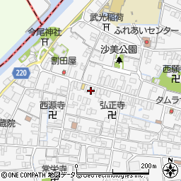 山伝食料品店周辺の地図