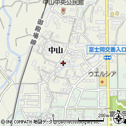 静岡県御殿場市中山670-2周辺の地図