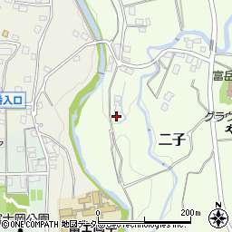 静岡県御殿場市二子441周辺の地図