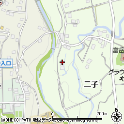 静岡県御殿場市二子439周辺の地図