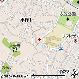 神奈川県横須賀市平作1丁目20-12周辺の地図